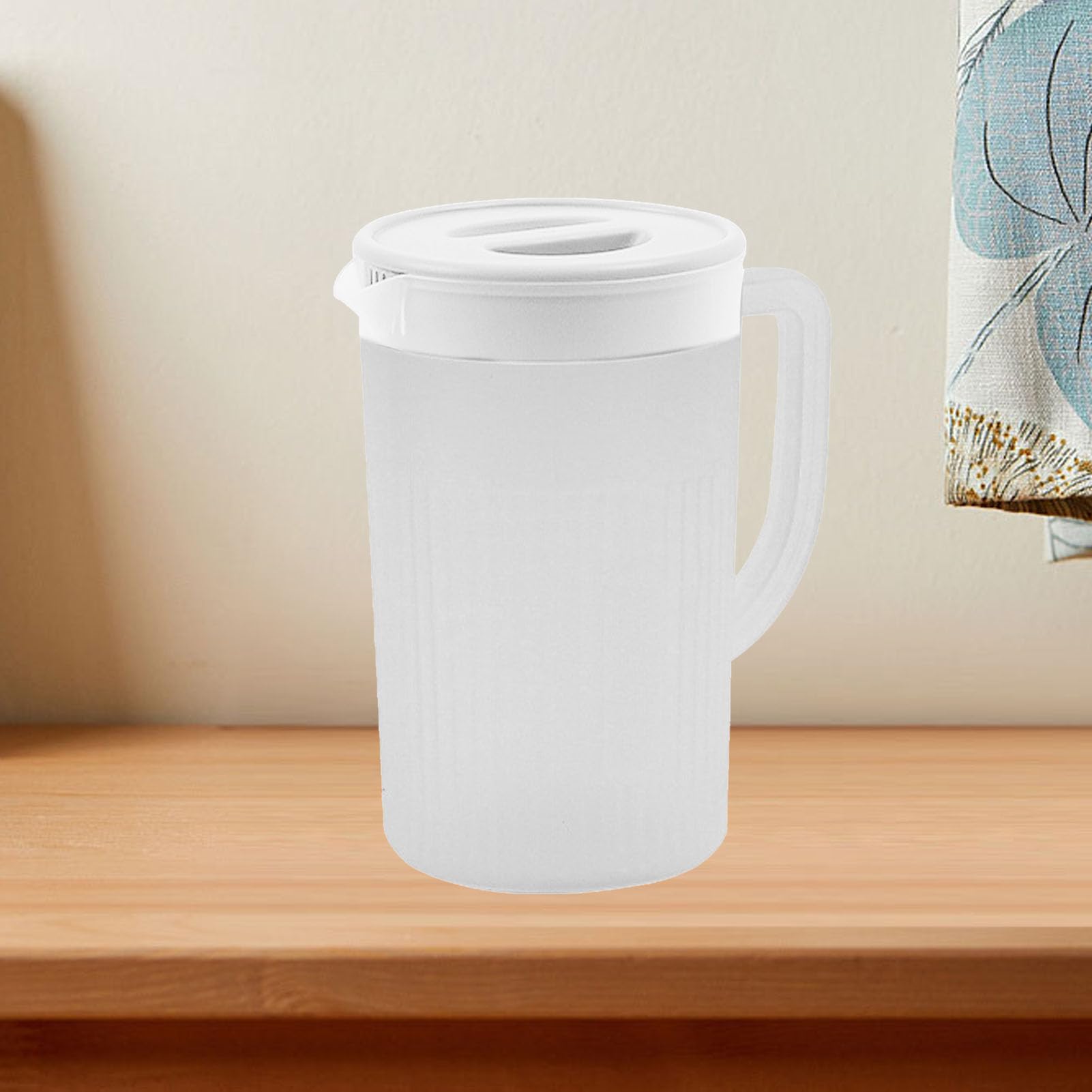 SIXRUN Jarra de Plástico con Tapa Jarra de Agua Fría de PP de Jugo Resistente Al Calor de 2,7 L con Puerto de Filtro para Refrigerador Té Agua Café en Casa Oficina Comedor (WHITE)
