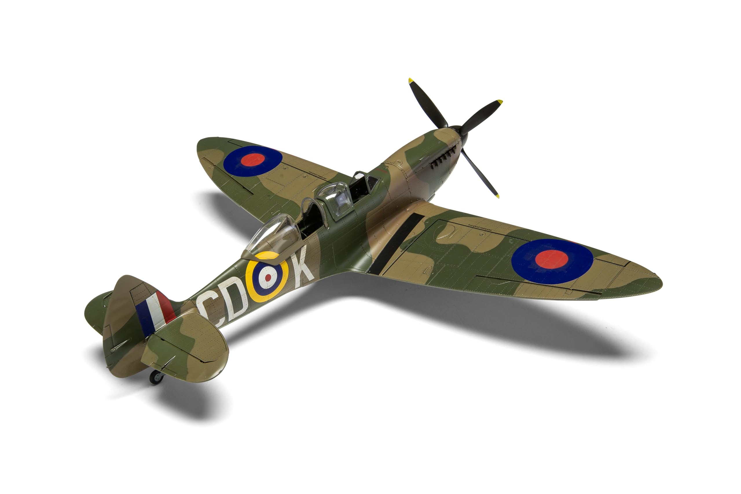 Amazon | エアフィックス 1/48 スーパーマリーン スピットファイア Tr