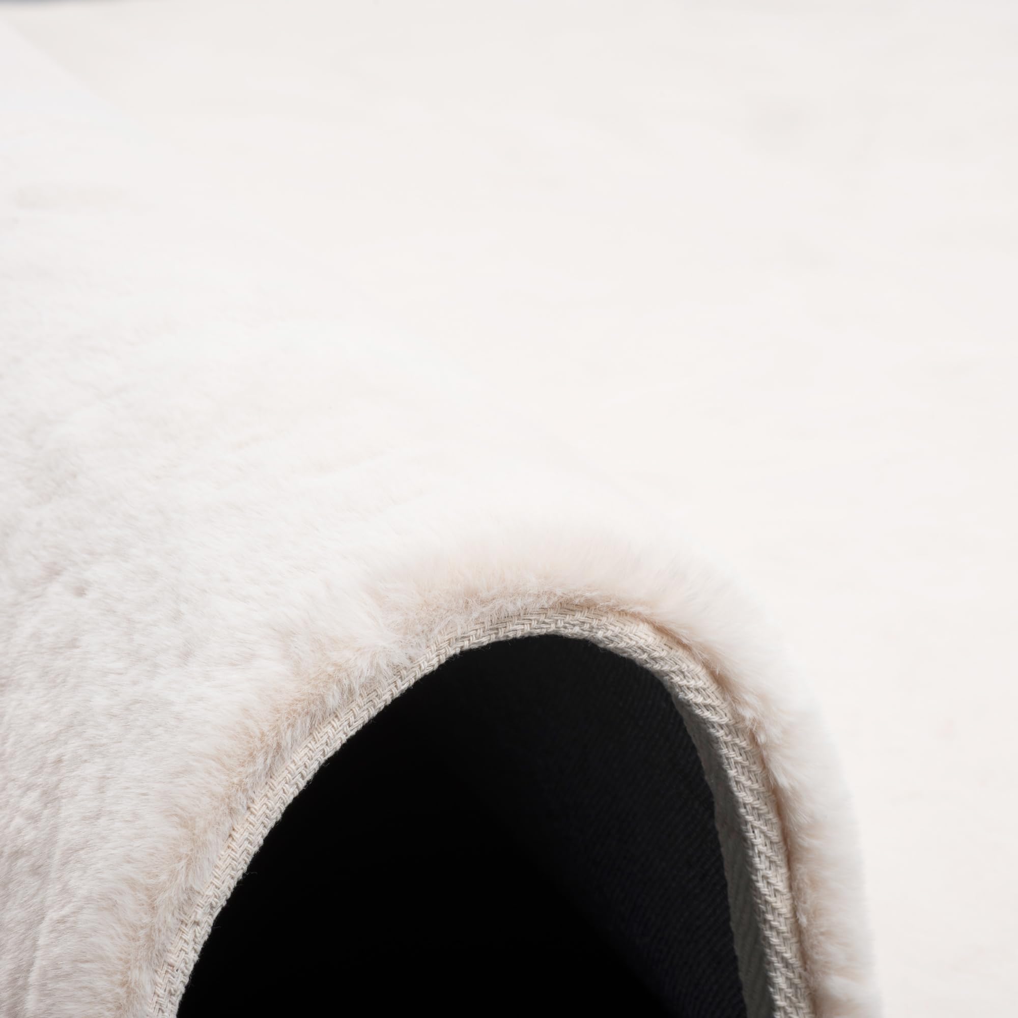 Pergamon Luxus Super Soft Fellteppich Plush Creme in 7 Größen