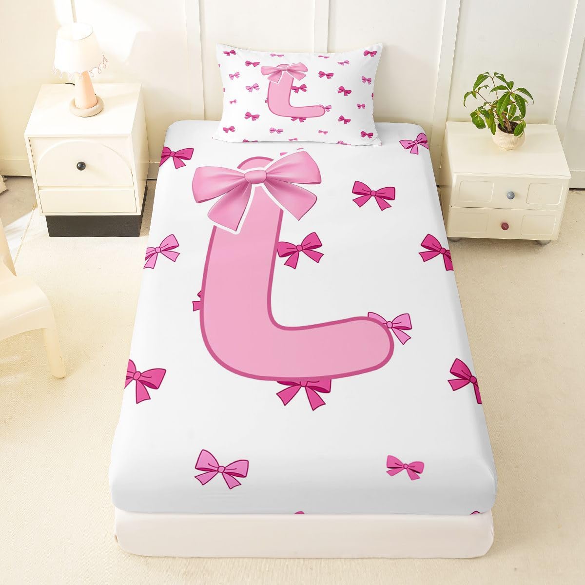 Parure lit simple rose et blanc lettre L pour chambre fille romantique