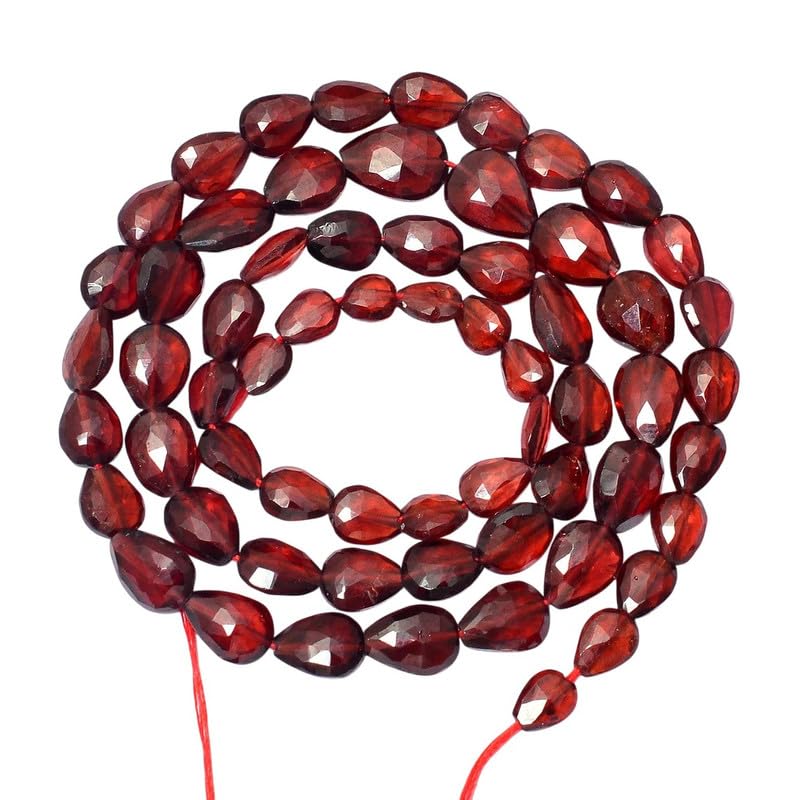 Perles de grenat rouge poire pour créer vos bijoux d'été