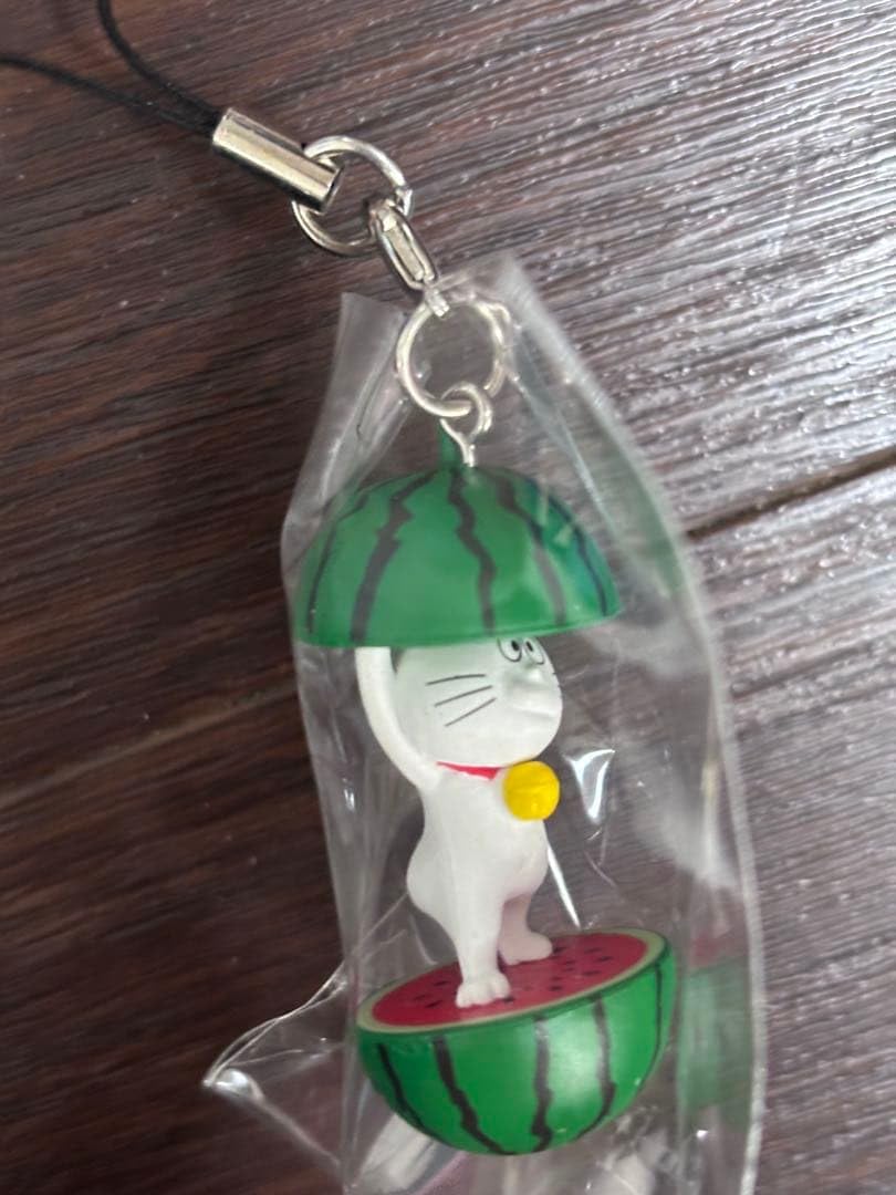 Amazon.co.jp: サザエさん50th ご当地タマ ストラップ 熊本 すいか