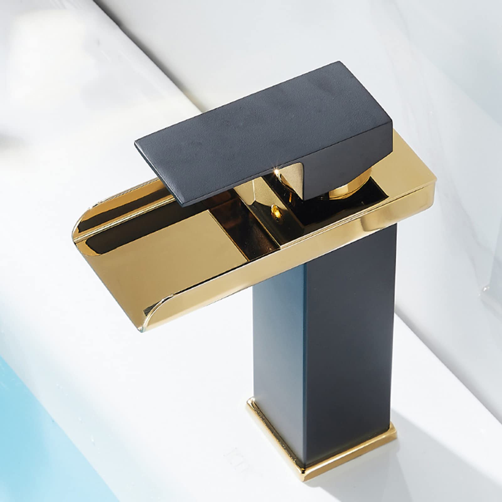 Bec de cascade de robinet de lavabo design or blanc et noir mitigeur haut de salle de bain