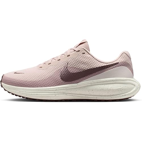 Nike Women's Revolution 8 Road Running Shoes