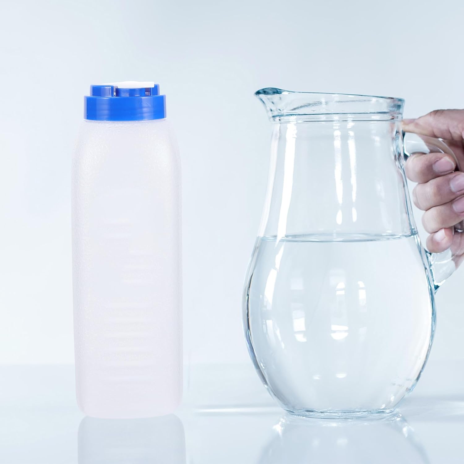Ipetboom 1.2 Liter 40.5 oz Plastic Pitcher with Lid for Hot/Cold Drinks