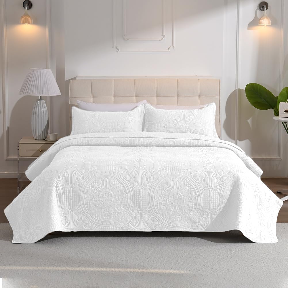 DUJUIKE Printed Bedspread, Lightweight Quilted Bedspread for Bedroom, Sunflower Print Design, Multipurpose Bedspreads as a Sofa Blanket and Sheet for All Seasons (White, 170x210cm)