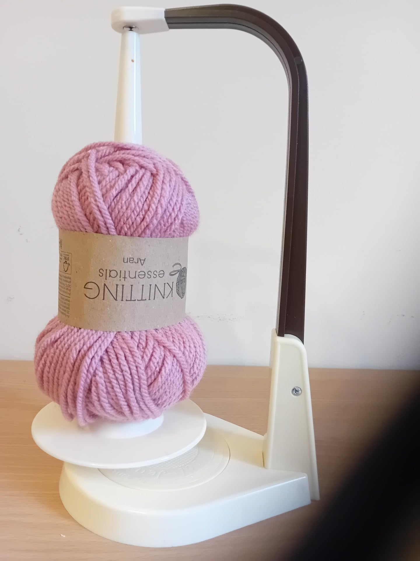 The Wool Jeanie Magnetic Yarn Dispenser