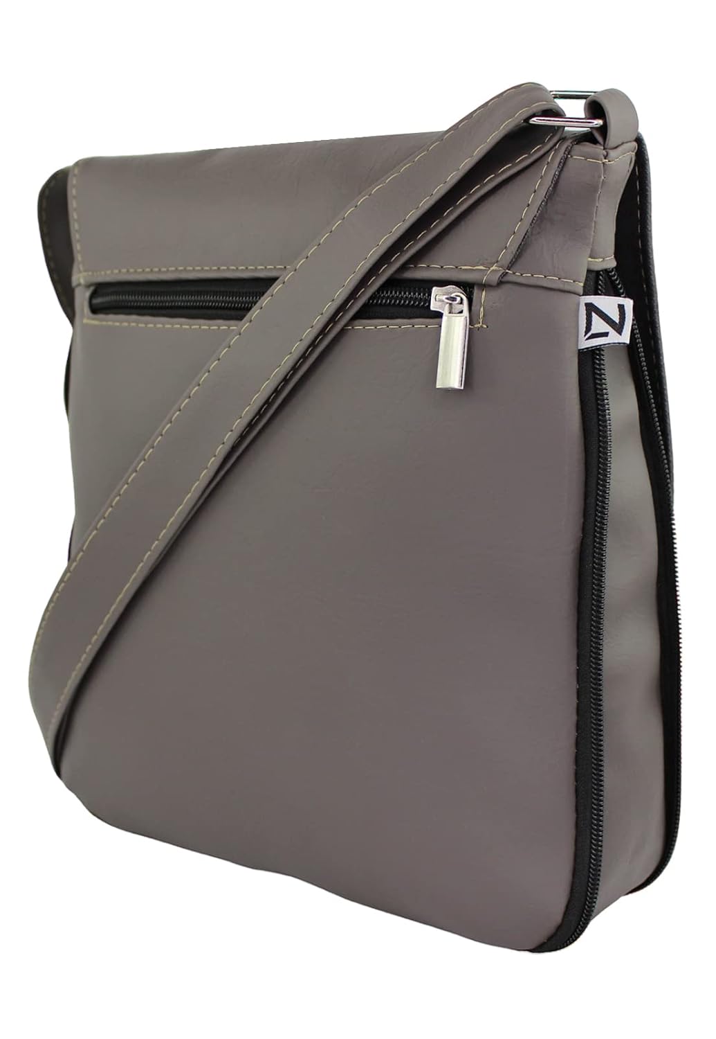 Bolsa Lenna’s Transversal L012 em promoção! Veja a oferta e mais achadinhos de Mochilas & Pastas Masculinas 3 Hoje é o melhor dia para comprar Bolsa Lenna’s Transversal L012 com aquele preço maroto! Promoção! Aproveite a oferta! 3