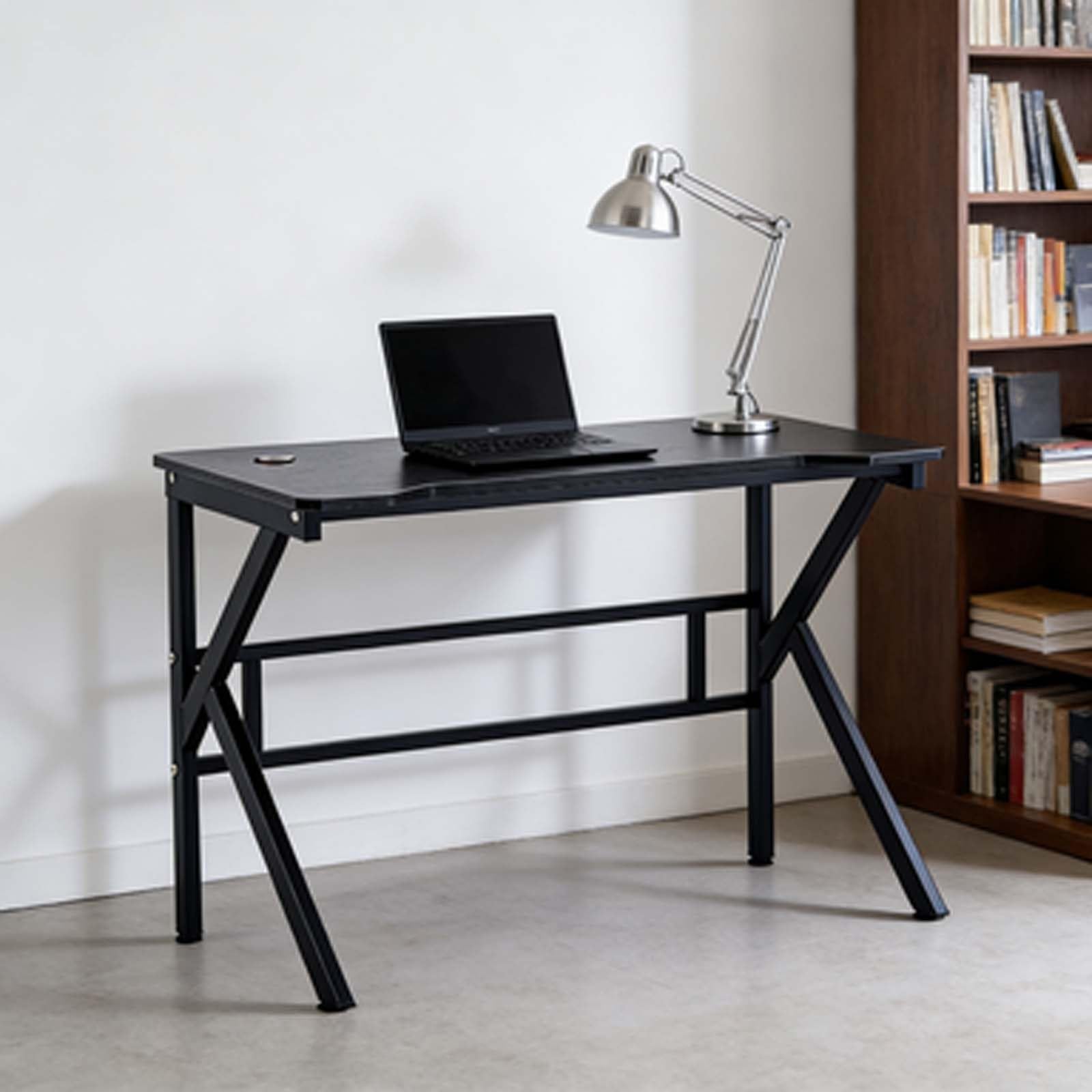 Moderner Gaming-Tisch, ergonomischer Computertisch mit stabilem Rahmen, Schwarze MDF-Platte for PC-Gaming, Home-Office und Studio-Setup(47.24 * 23.62 * 29.13in)