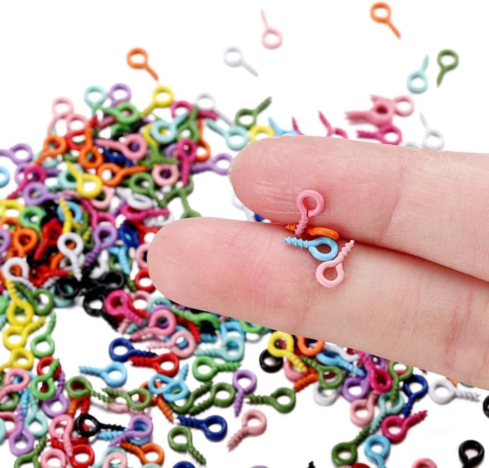 200Pcs Colorful Small Screw Eye Pins, Eye Screw Clasps, Jewelry Eye Hooks, Self Tapping Screws, Mini Hoop Pegs, Craft Eyelets for DIY Jewelry Making, Arts, Crafts and Sewing（1 * 4 * 8mm）