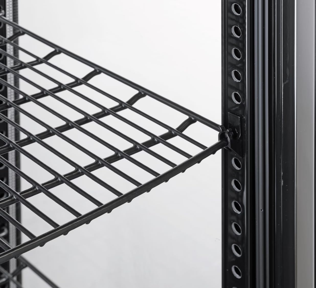 Vitrina Refriguerada Expositora, 215 L, Estantes Ajustables, Iluminación LED, Blanco y Negro medida 51,5 x 48,6 x 160,2 | Vitrina Horeca