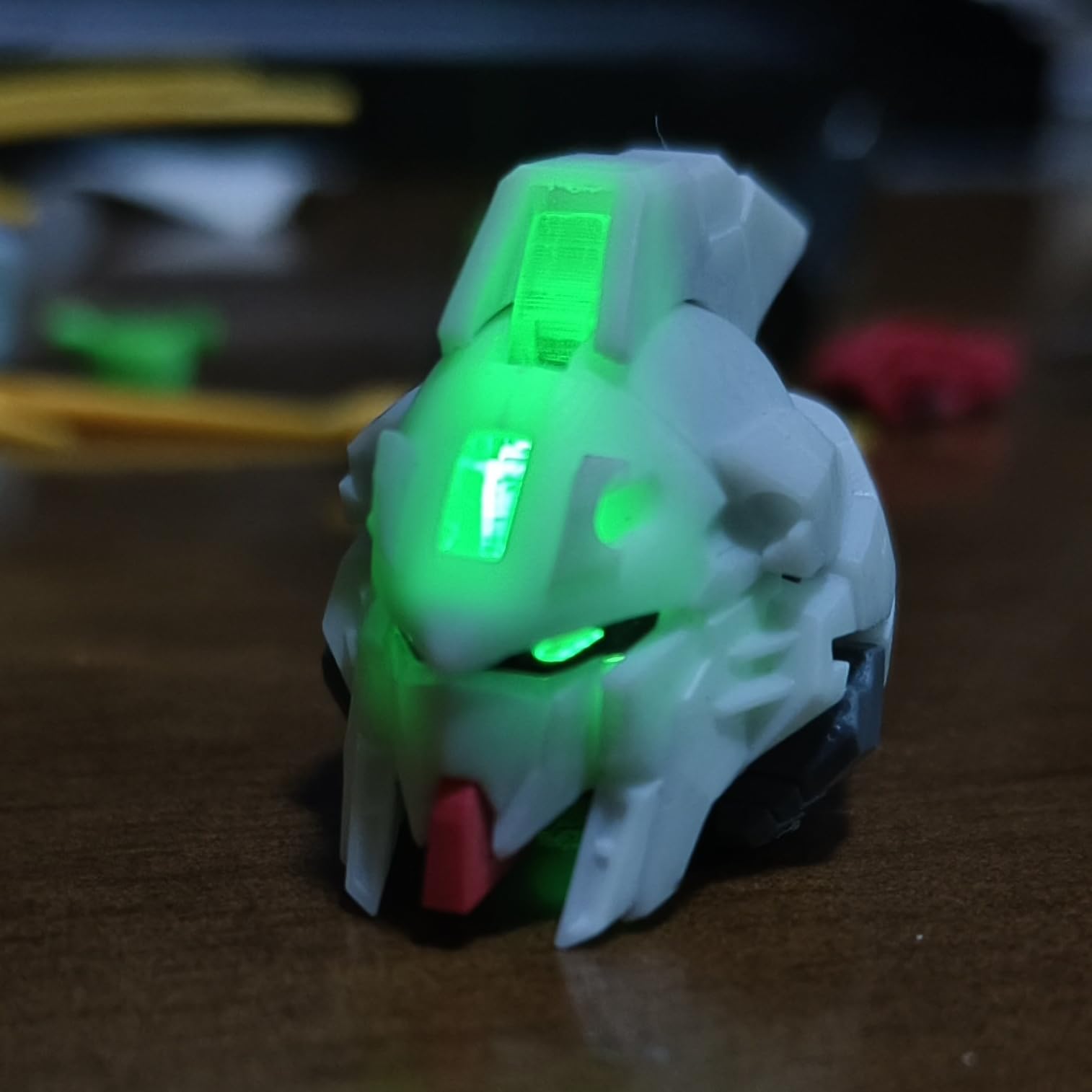 Amazon | HG 1/144 Ξガンダム クスィーガンダム ヘッド LED 改造