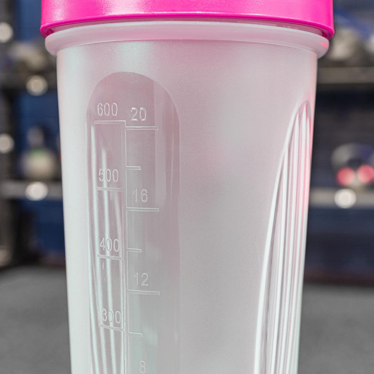 Botella coctelera de proteínas Forza, 700 ml, sin BPA ni ftalatos, botella coctelera deportiva con tapa antigoteo [Net World Sports]