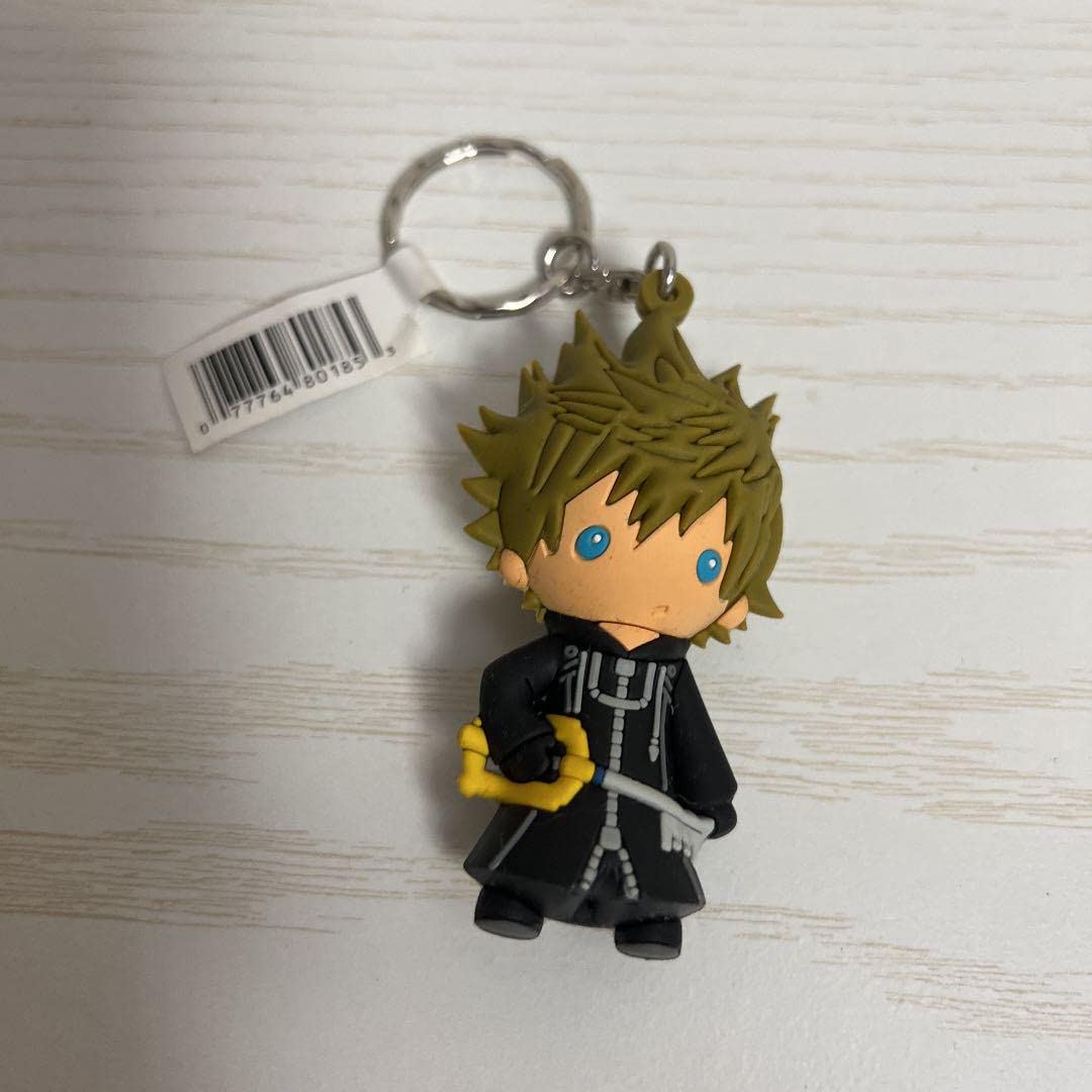 m*)様 ロクサス　キーホルダー　キングダムハーツ Amazon.co.jp: デイズニー キングダムハーツ ロクサス フィギュラル