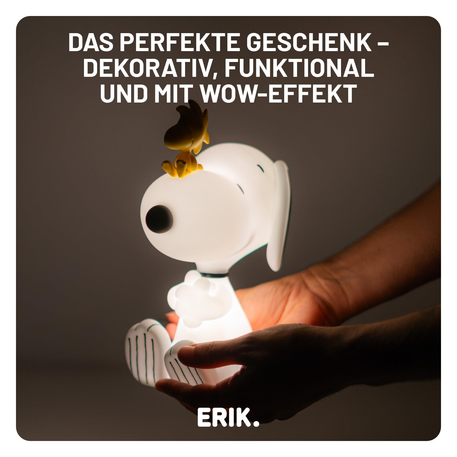 Grupo Erik LED Lampe Peanuts Snoopy Geschenke LED Licht Deko - Stimmungslicht Schreibtisch Deko- Nachttischlampe Kinder und Erwachsene Zubehör - Offizieller Peanuts Snoopy Figur