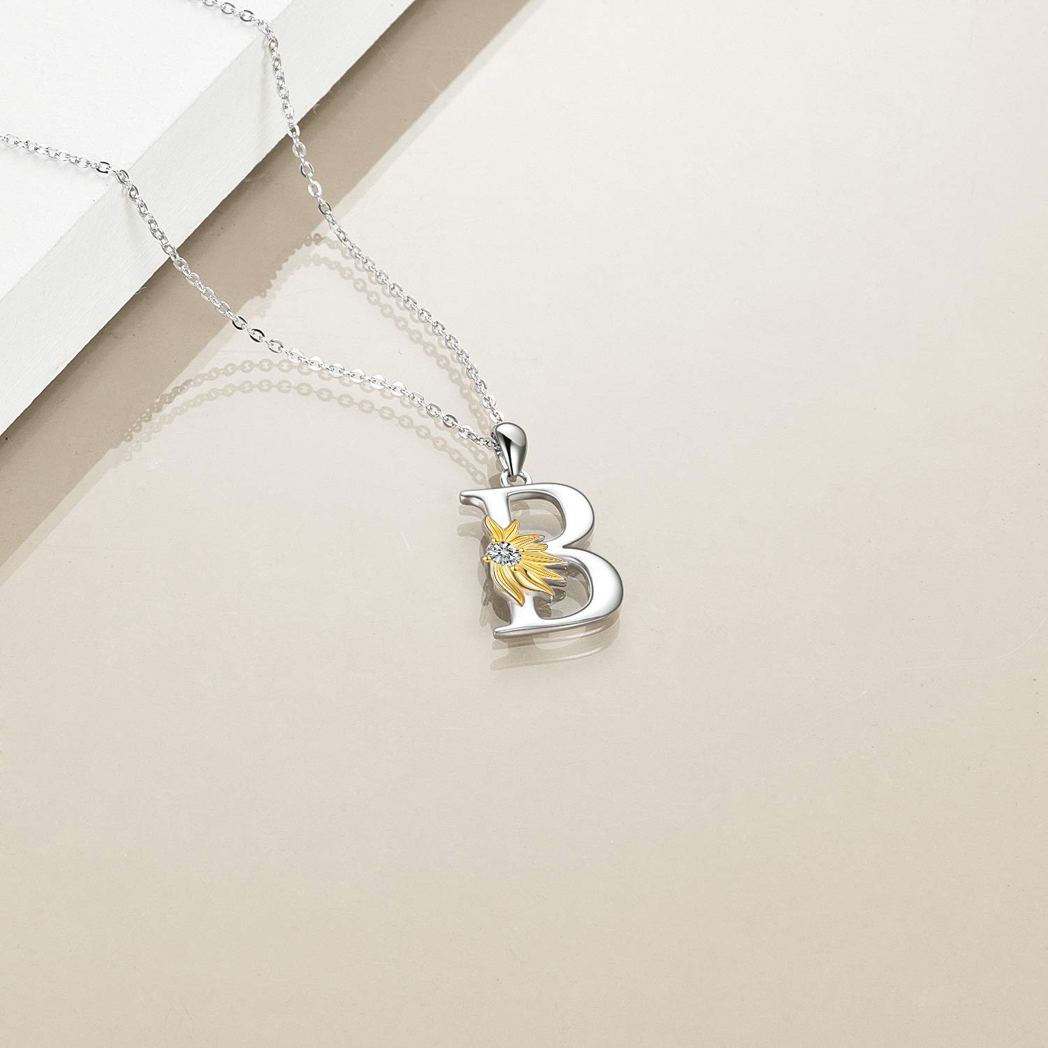 VONALA Collana in argento sterling 925 con girasole, in argento Sterling con lettera dell'alfabeto iniziale, con ciondolo a forma di girasole, idea regalo per donne e ragazze