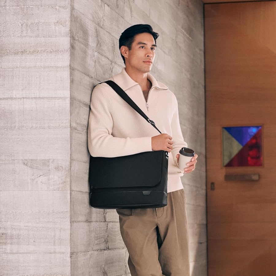 美品 TUMI VERTICAL MESSENGER レザーショルダーバッグ Amazon.co.jp: [トゥミ] ショルダーバッグ 公式・正規品