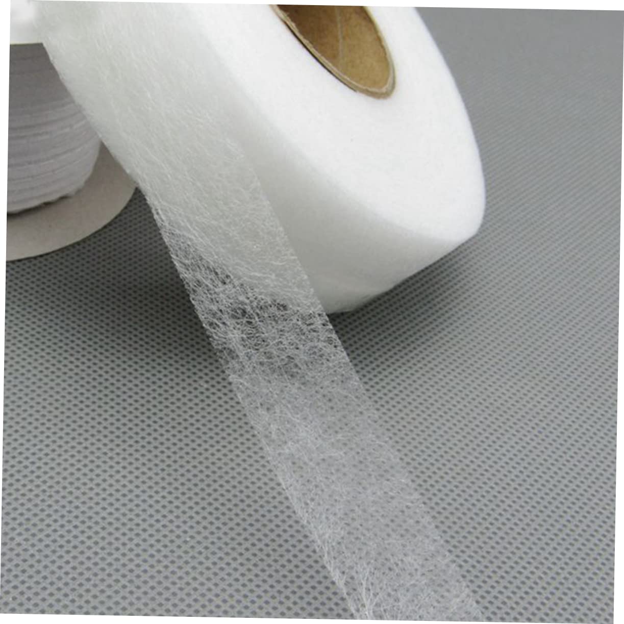 Tofficu 12rouleaux Ruban Adhésif Double Face Non Tissé Pour Vêtements De Blanc Pour Assemblage Renforcement Des Ourlets