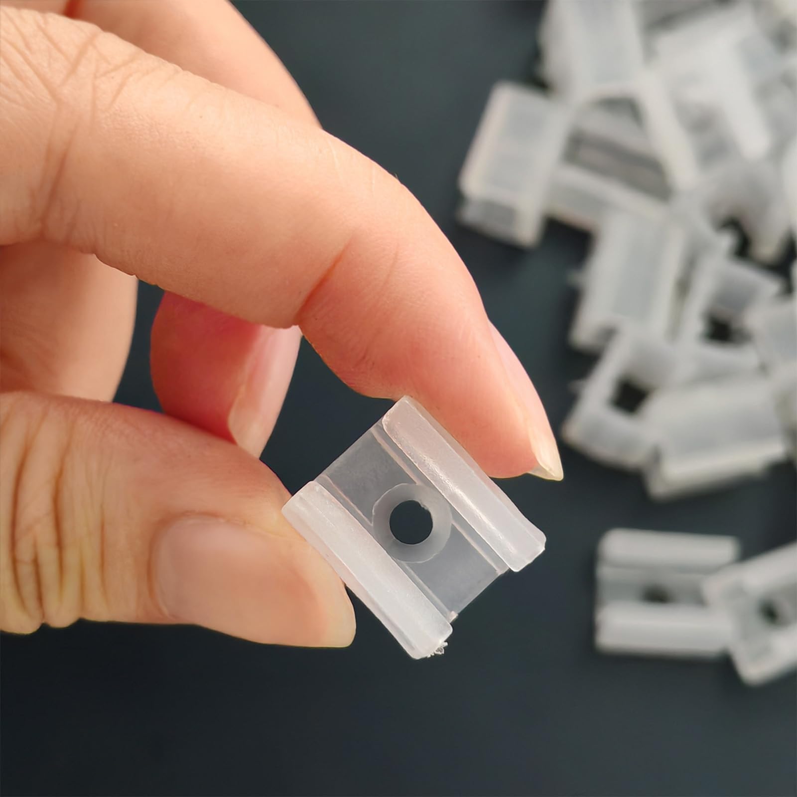 GooChan 100-Pack LED Strip Mounting Clips - Clear, Ultra-Thin Fixing Brackets With Screws For COB & PCB Light Strips - View #9