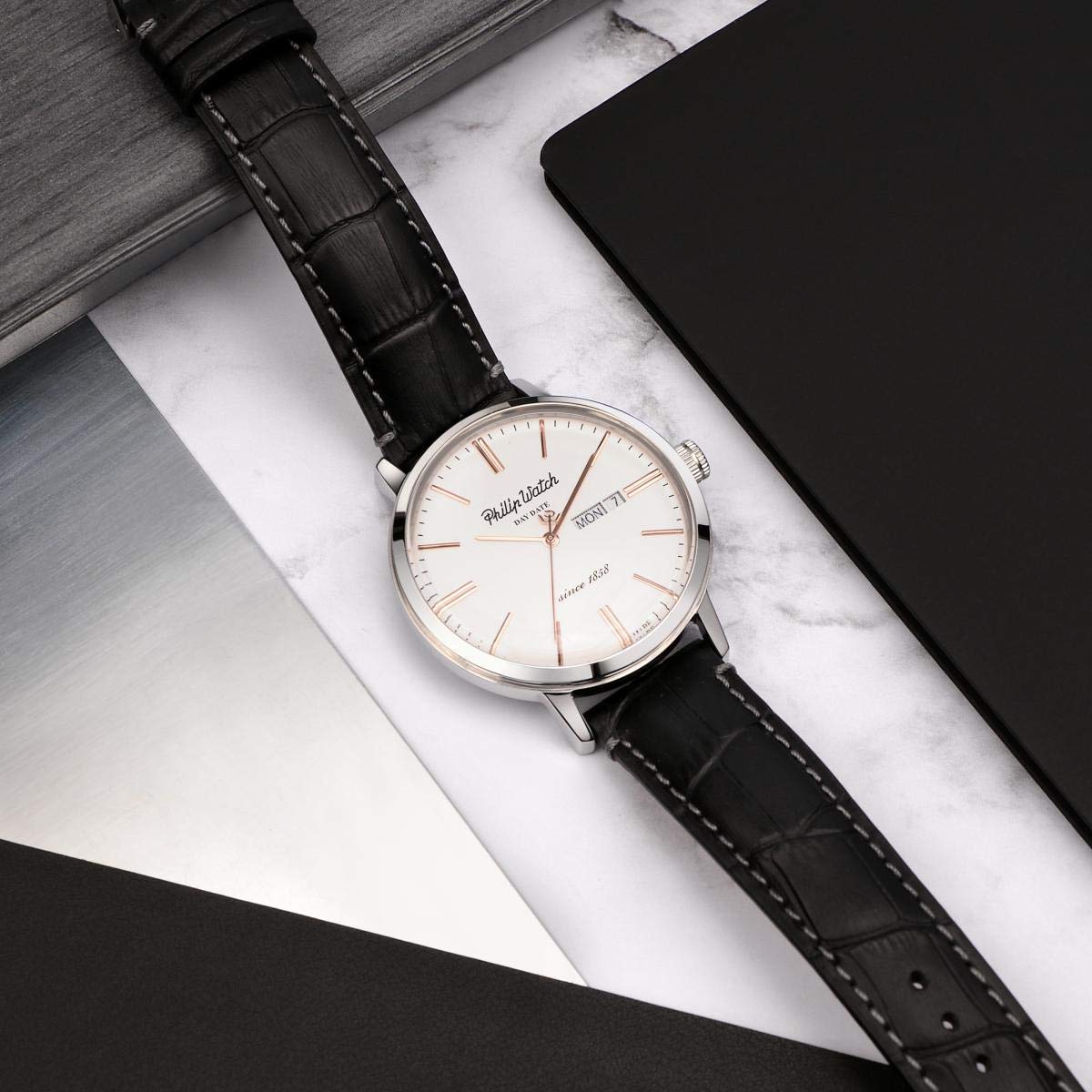 Philip Watch GRAND ARCHIVE 1940 Orologio Uomo Tempo giorno e data in Acciaio, Cuoio - R8251598011
