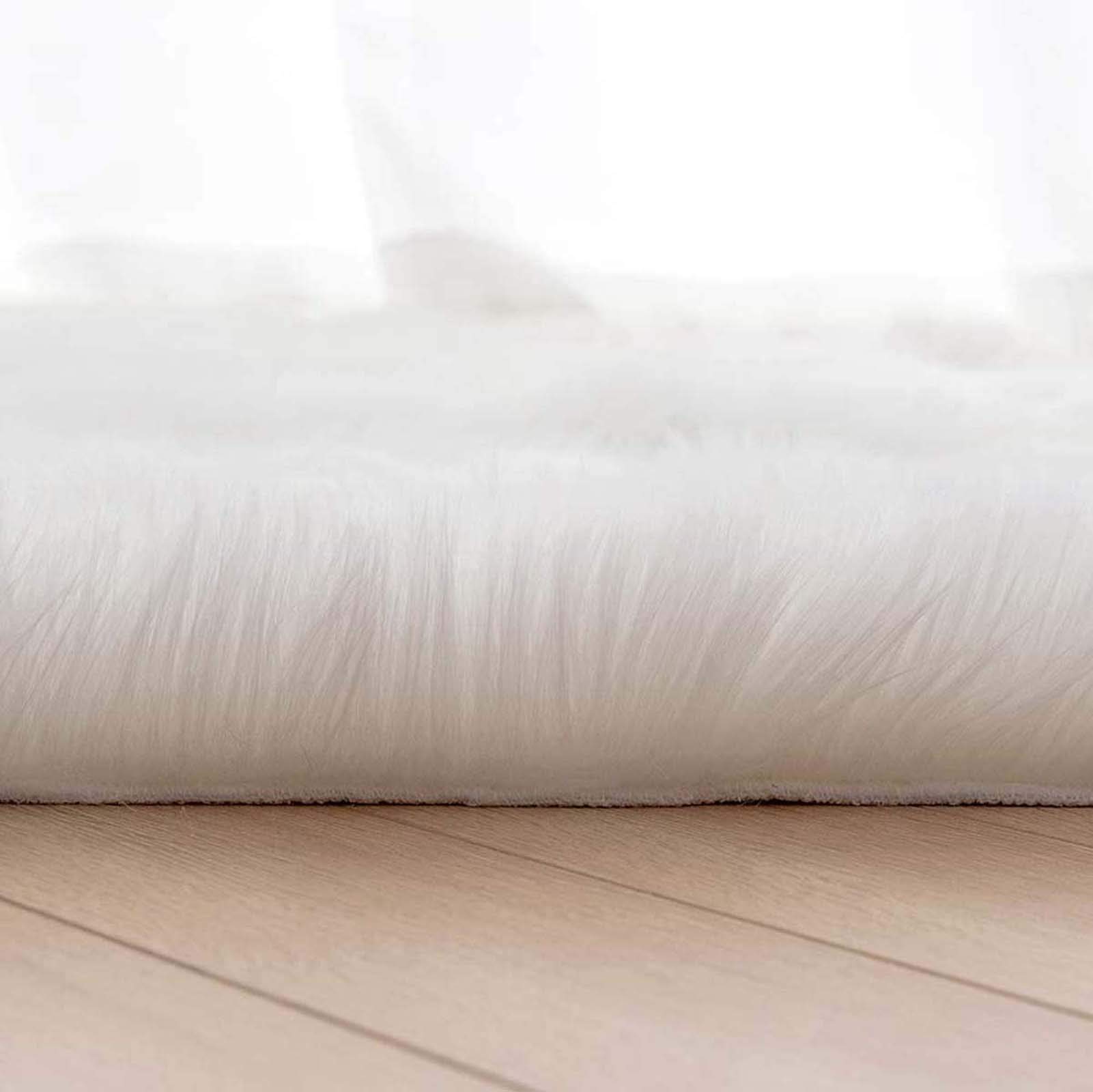 Dywan ze sztucznego futra, miękki, puszysty, 31 x 71 cali, dywaniki z owczej skóry, dywaniki przy łóżku, kudłata, pluszowa podłoga do salonu, sofa, prostokąt