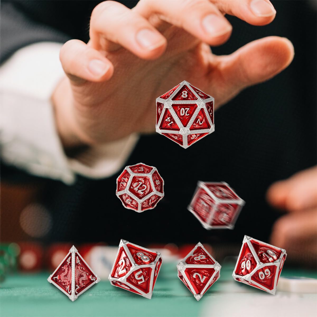 Set di Dadi in Metallo D&D, Modello Drago, 7 pezzi Dadi Poliedrici in Metallo, Accessori per Giochi di Ruolo, Giochi da Tavolo, Regali DND con Scatola Regalo, D20, D12, 2 D10 (00-90 e 0-9), D8, D6, D4