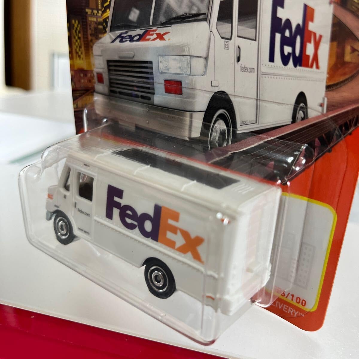 【未開封品】マッチボックス FedEx パッケージセンター 海外限定品 未開封品】マッチボックス FedEx パッケージセンター 海外限定品