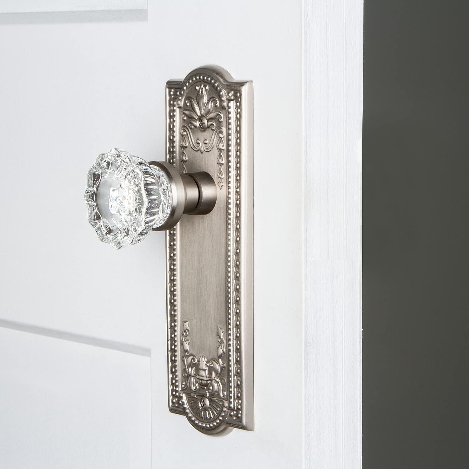 🛒 Crazy Deals Nostalgic Warehouse Meadows Plate with Crystal Glass Knob, Single Dummy, Satin Nickel Black Friday - 40% OFF Nostalgic Warehouse Meadows Plate with Crystal Glass Knob, Single Dummy, Satin Nickel