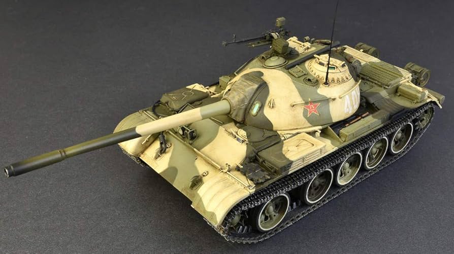 Amazon | ミニアート 1/35 中国人民解放軍陸軍 59式中戦車 初期