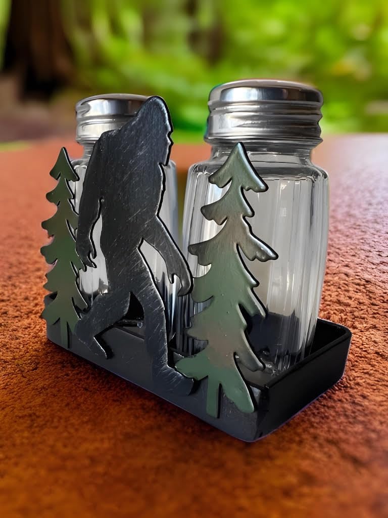 Bigfoot Sasquatch Yeti Salt & Pepper Shaker Set - Metal Silhouette Wilderness Scene with Glass Shakers - Cabin Lodge Mountain Art Decor
