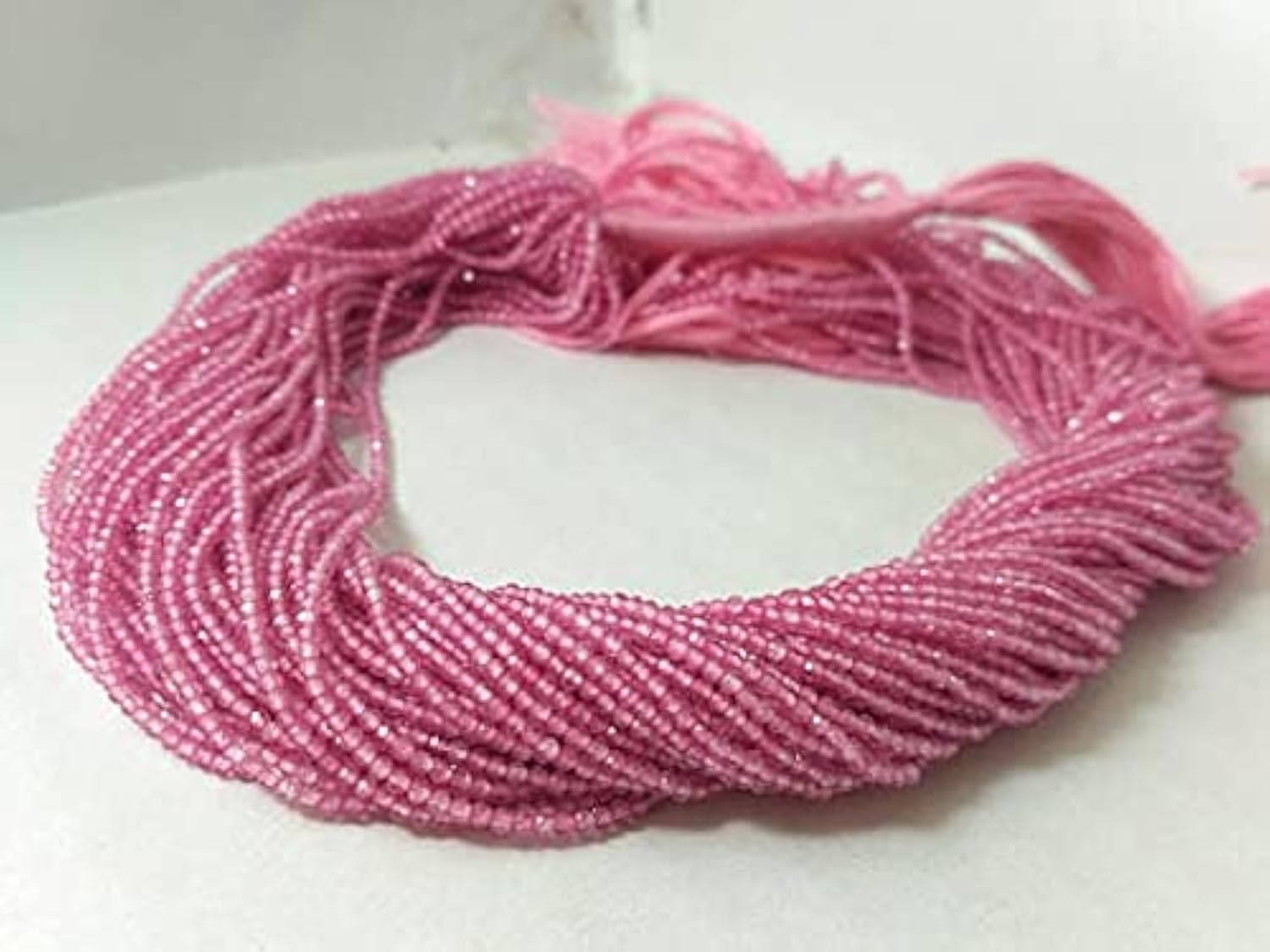 Perles en quartz rose 2mm pour créer vos bijoux bohèmes et chics