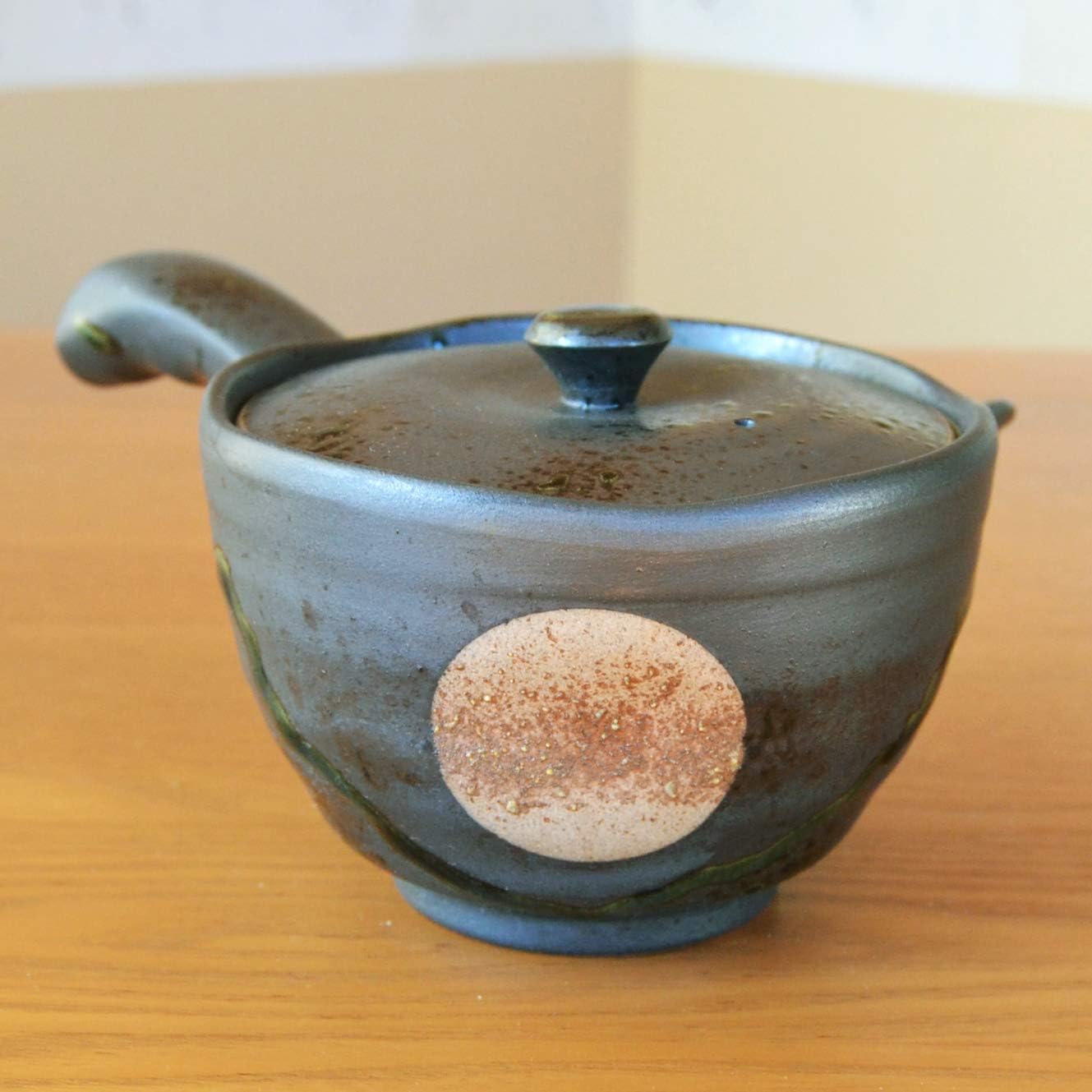 Japanese Teapot Ceramic Kyusu 11.5 fl oz Arita Imari ware Made in Japan Pottery Tea pot for Green Tea Fuku kasumi