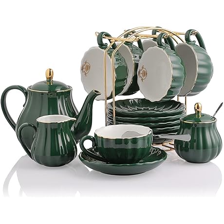 Elegant Jade Tea Service: A Royal Treat for Tea Enthusiasts