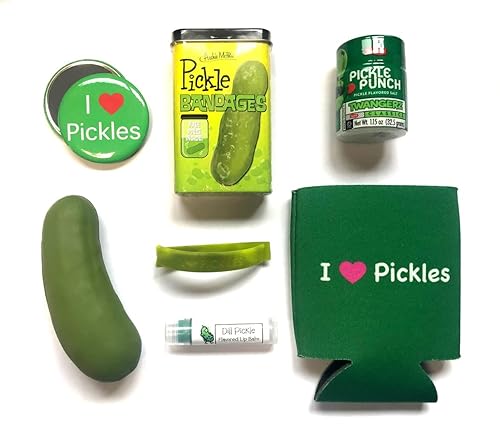 Paquete de regalo Deluxe Pickle Lovers (7 piezas) – Vendajes de pepinillos, bálsamo labial, imán, pepinillo antiestrés, aislador de latas, pulsera y
