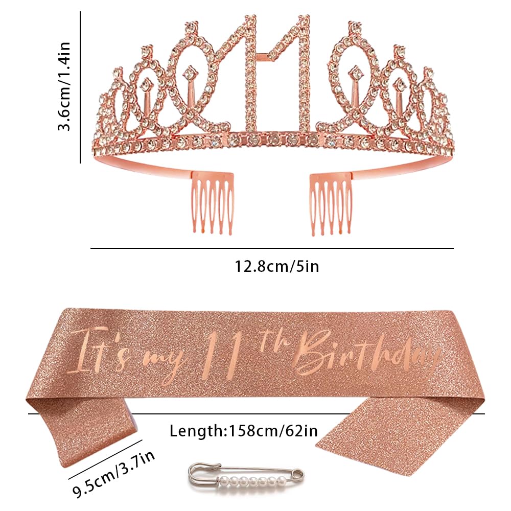 Kleine Fenna is 1 jaar, Hieperdepiep hoera 🥳 Het geboortekaartje diende als inspiratiebron voor haar Verjaardagskroon 👸#verjaardagsmuts #bloemenkroon #kroon #kroontje #verjaardagskroon #meisjeskroon #feestmuts #verjaardagshoedje #vilt