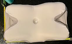 Review Image by Laura Laura