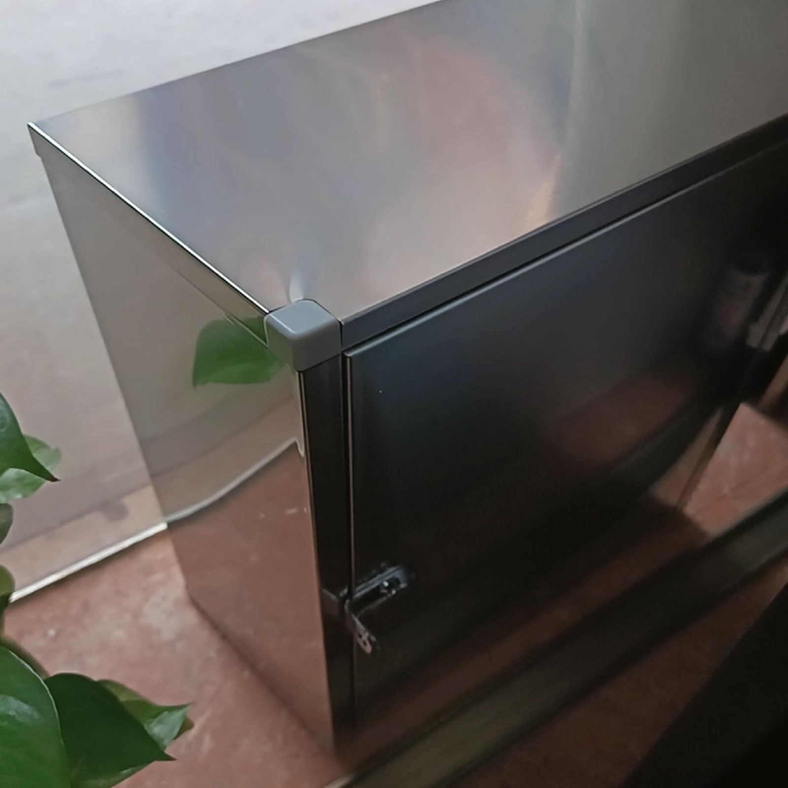 Metalowe szafki do przechowywania z zamkiem zewnętrznym, wielofunkcyjna skrzynia narzędziowa ze stali nierdzewnej i szafka ścienna do domu, warsztatu, kuchni, garażu