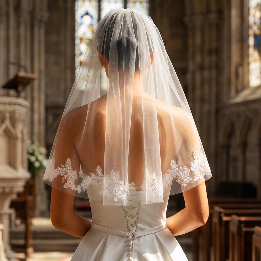 Unsutuo Lace Wedding Veil Short Bridal Veils Shoulder Length Flower Veil Lace Trim with Comb for Women and Girls (White)