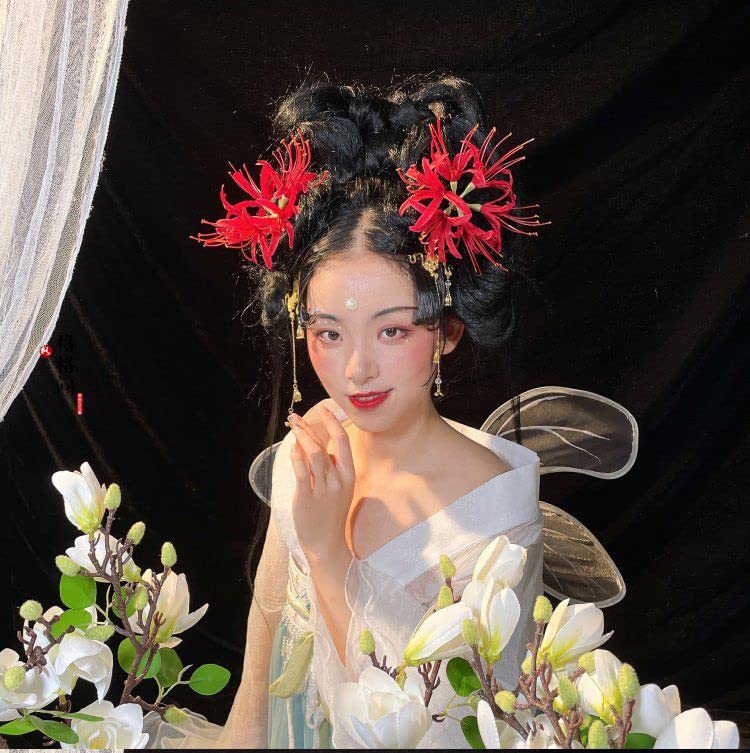 彼岸花のかんざし 簪 つまみ細工 和装 成人式 振袖 鬼滅の刃 彼岸花のかんざし 簪 つまみ細工 和装 成人式 振袖 鬼滅の刃