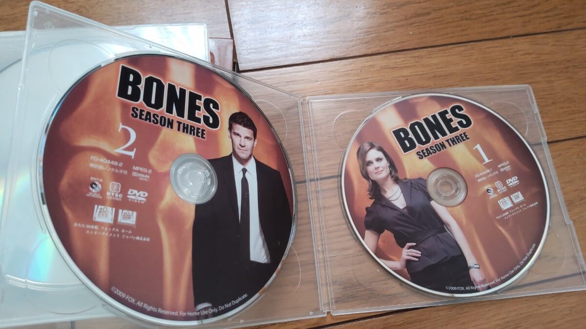 Amazon.co.jp: ボーンズ BONES シーズン3 コンパクトボックス DVD