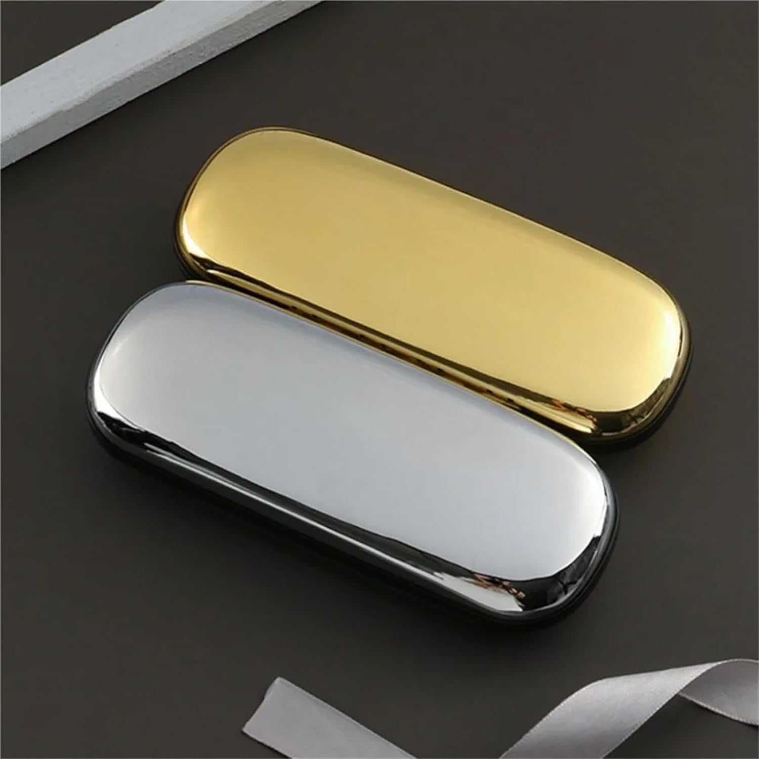 Brillenetui 2pcs Tragbare Metall Hartschale Brillenbox Box Brillenetui Brillenetui Brillenetui Für Frauen, Silver