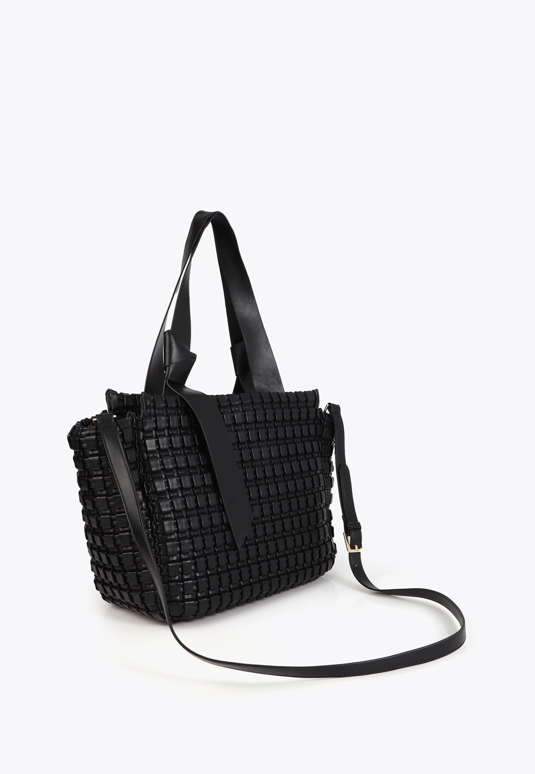 LOLA CASADEMUNT Bolso material trenzado y lazo