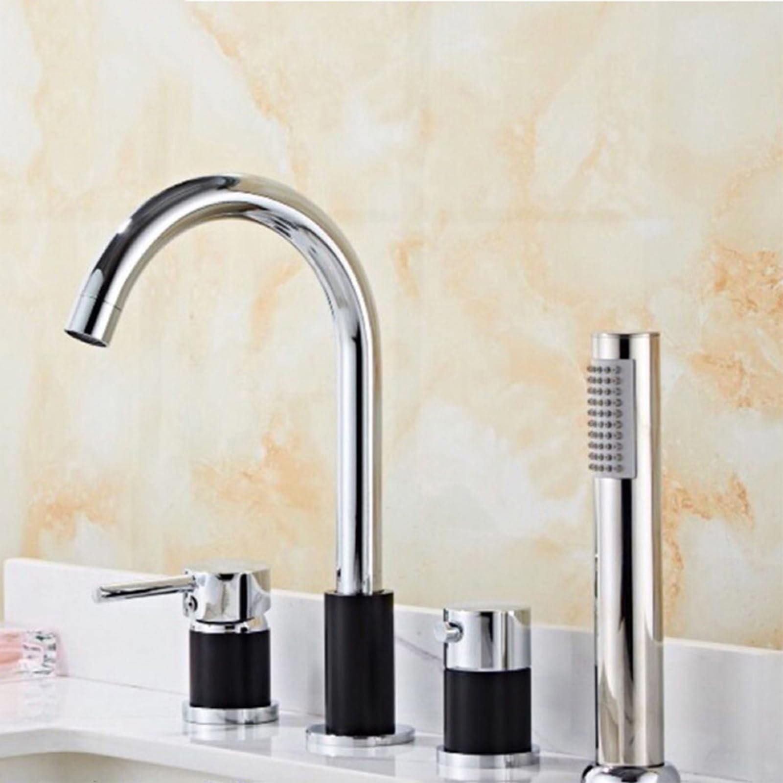 Robinetterie de bain chrome et noir LWX pour une salle de bain moderne