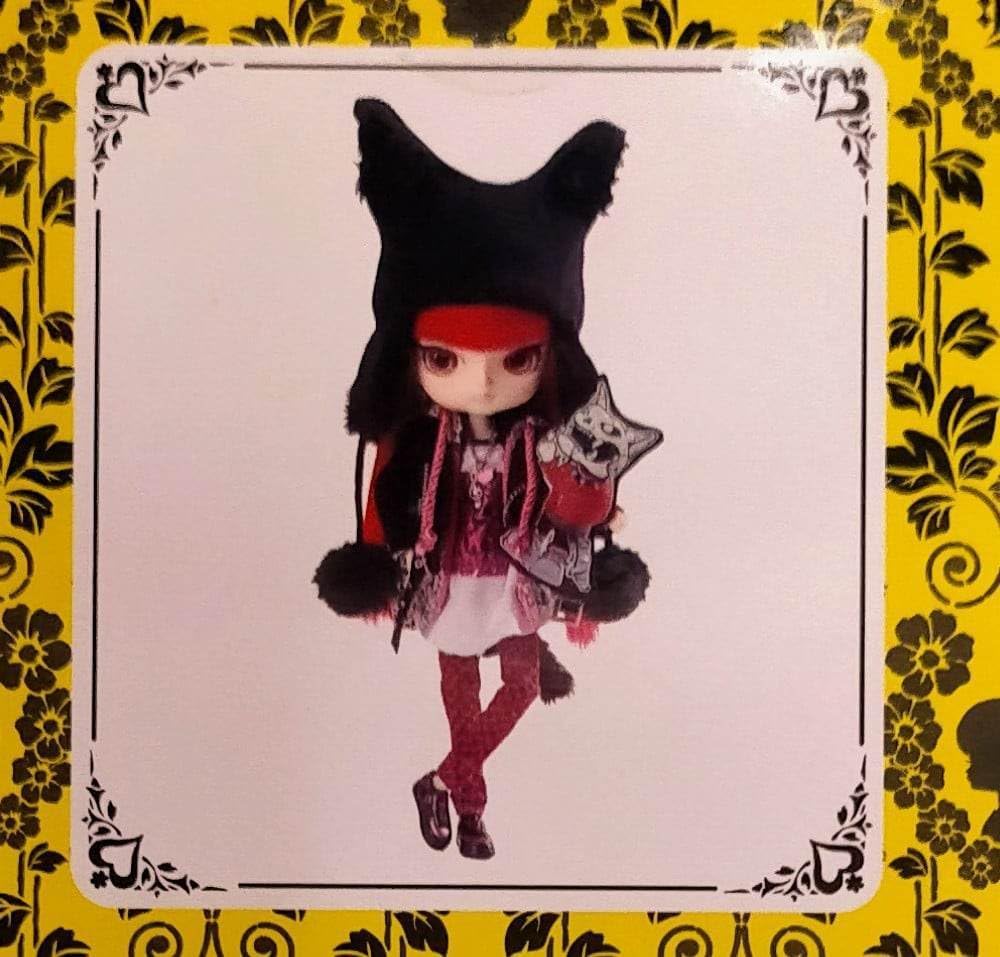 Amazon | ダル ヘルキャットパンクス・フィービー 人形 グルーヴ