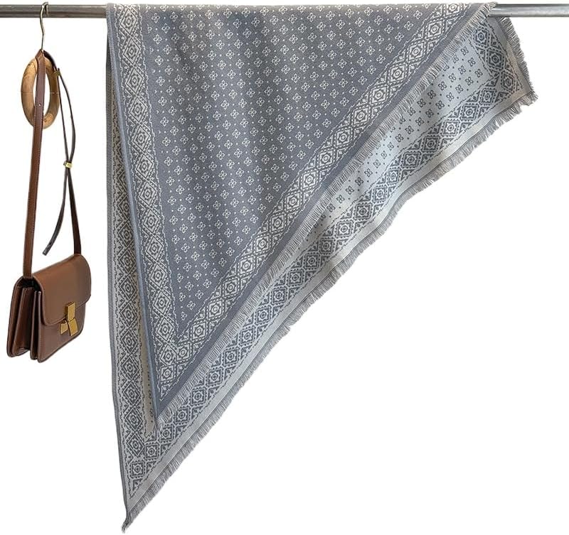 Triangle scarf simple rhombus jacquard women's double-sided scarf retro imitation cashmere shawl to keep warm