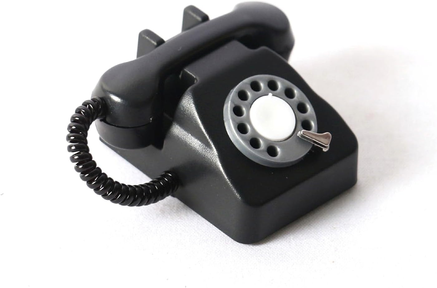 Miniature Retro Telephone: Realistic 1/6 Scale Old Phone with Functional Details for Dollhouse Photography (Black)