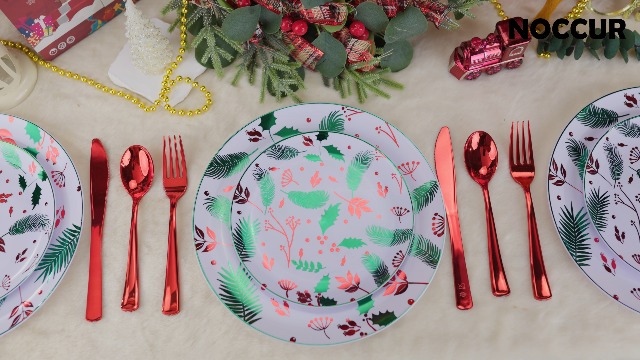 Amazon.com: NOCCUR 60PCS Christmas Disposable Plates - Green & Red