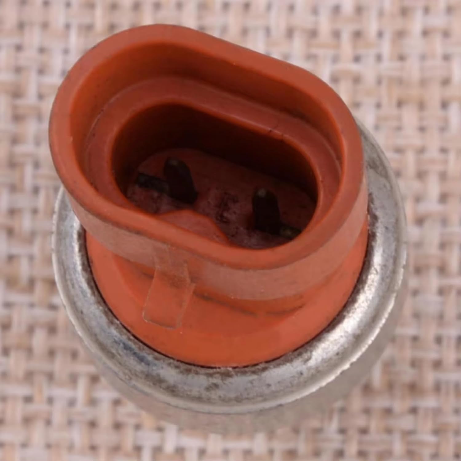 Car Air Pressure Switches, for Kenworth Truck P271051 A/C Pressure Sensor Sender Switch Air Conditioner Pressure Sensor A/C Pressure Transducer Switch