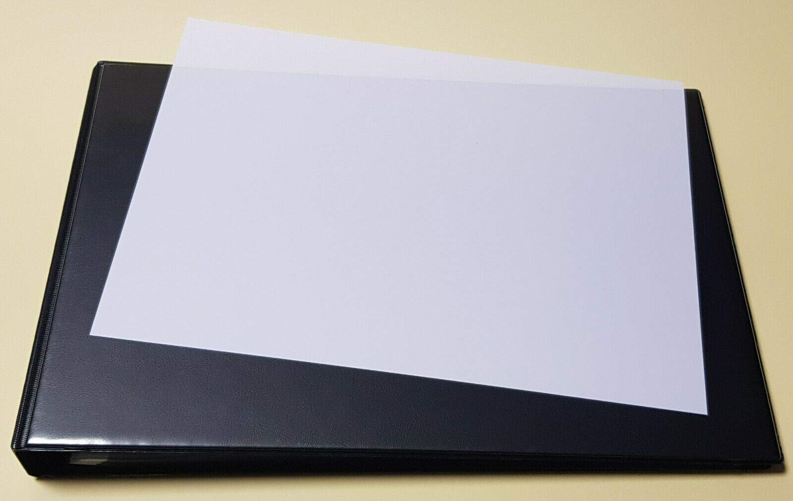 10x Ringbuch A4 Schwarz Querformat Ordner mit Sichttasche | 10er Set A4 Ordner in Schwarz Querformat mit Drahtniederhalter & transparenter Einschubtasche auf der Vorderseite.