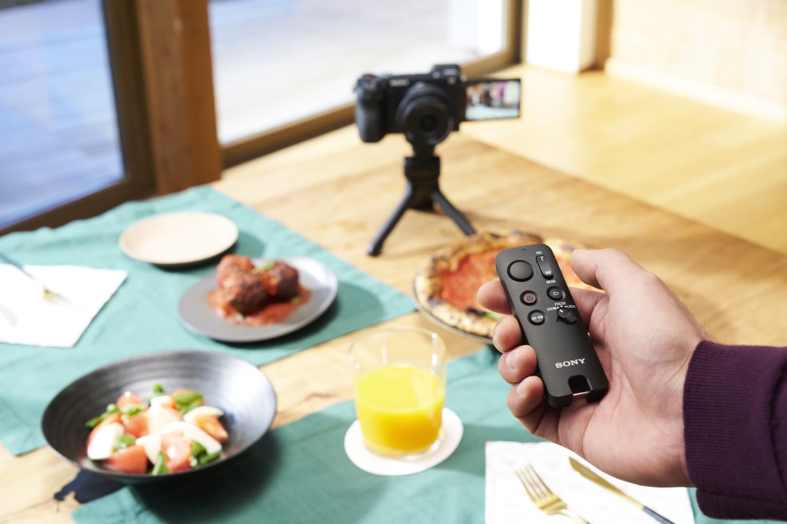 Sony GP-VPT3 – Impugnatura multifunzione (Funzione treppiede e impugnatura, inclinabile, controllo wireless, compatibile con fotocamere Sony con slitta Multi/MI, ideale per vlogging e viaggi)